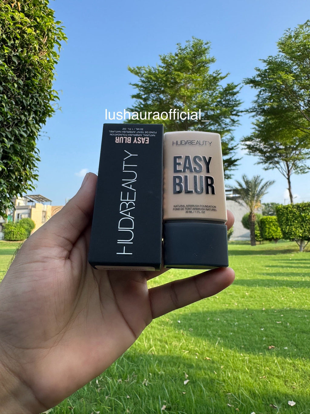 Huda Beauty Easy Blur Airbrush Foundation – 30 ML