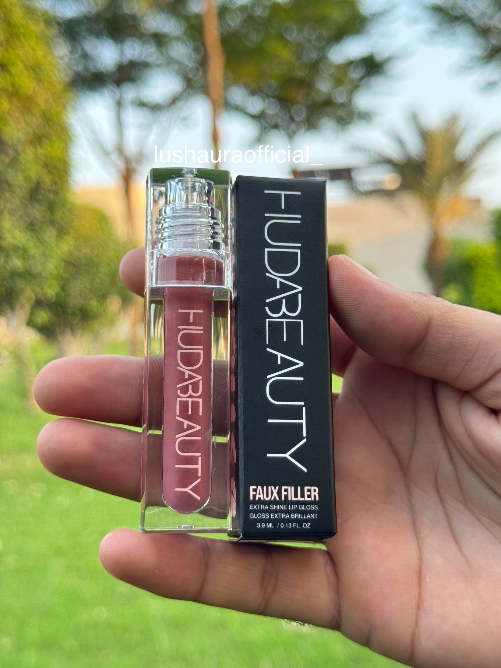 Huda Beauty - Faux Filler Extra Shine Lip Gloss
