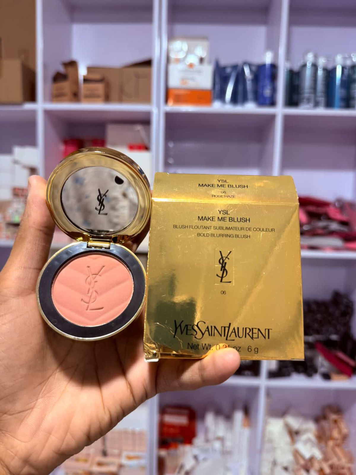 YSL- MAKE ME BLUSH 24H BUILDABLE BLURRING POWDER BLUSH