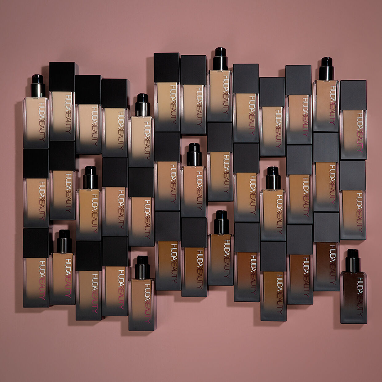 HUDA BEAUTY Luminous Matte Foundation